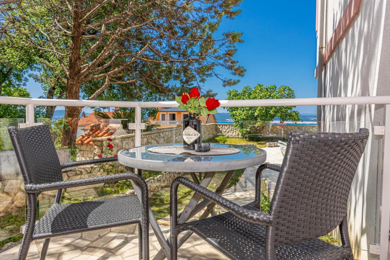 Apartmani Bella Dramalj Bagian luar foto